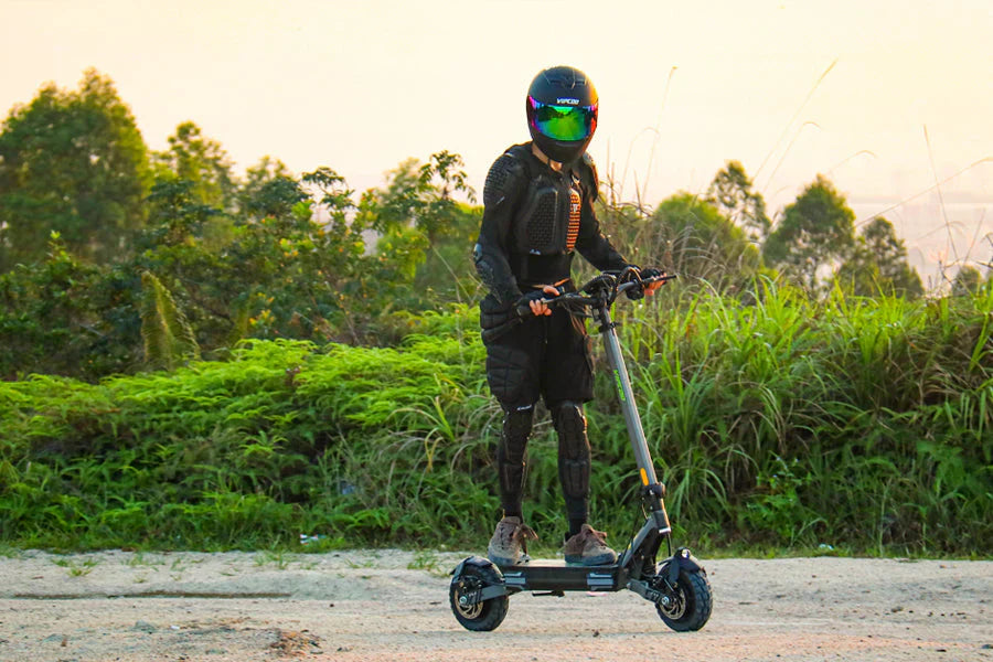 Top Electric Scooters for Heavy Adults (300 lbs) in 2025: Power Meets Comfort – VIPCOO VS6 Pro & iENYRID ES1 Review